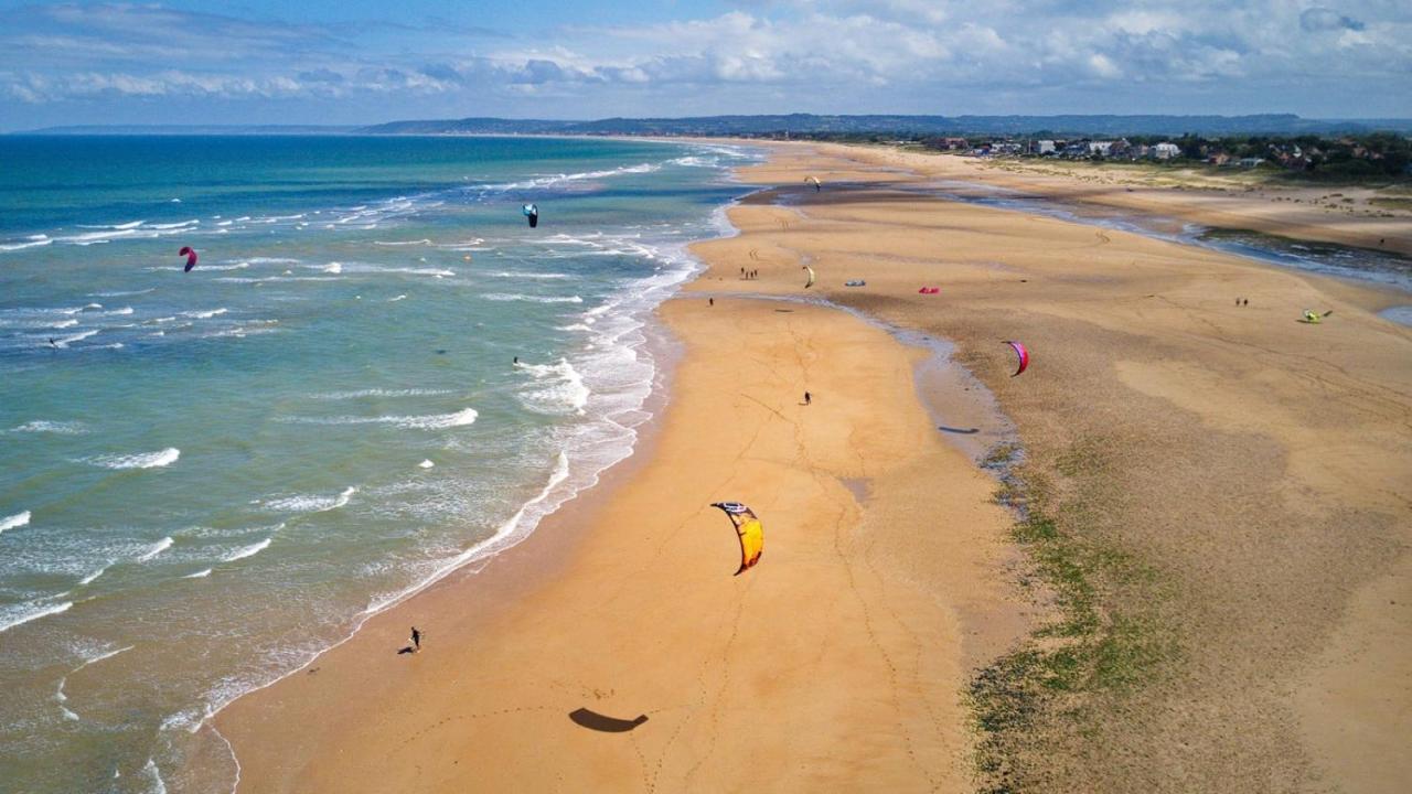 Cottage A 2 Mn A Pied De La Mer Merville-Franceville-Plage Exteriör bild
