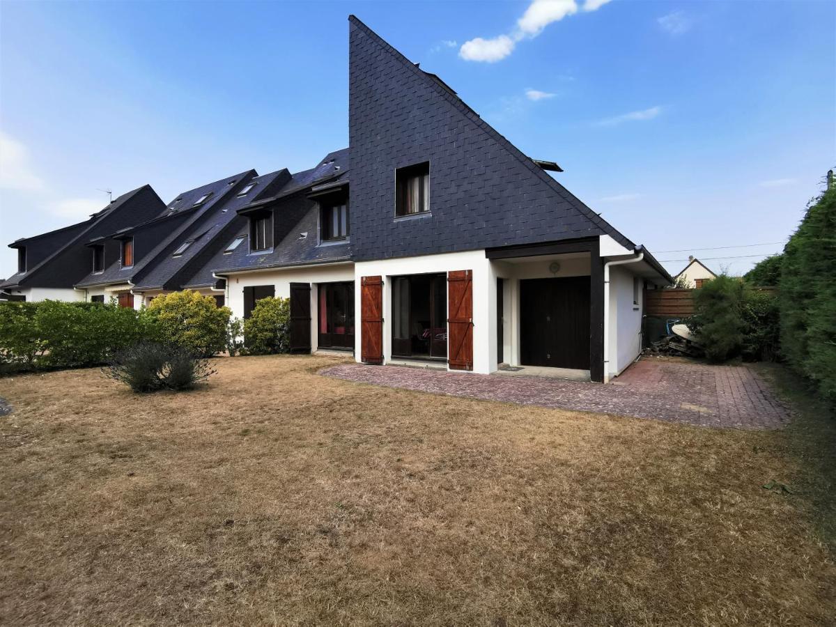 Cottage A 2 Mn A Pied De La Mer Merville-Franceville-Plage Exteriör bild